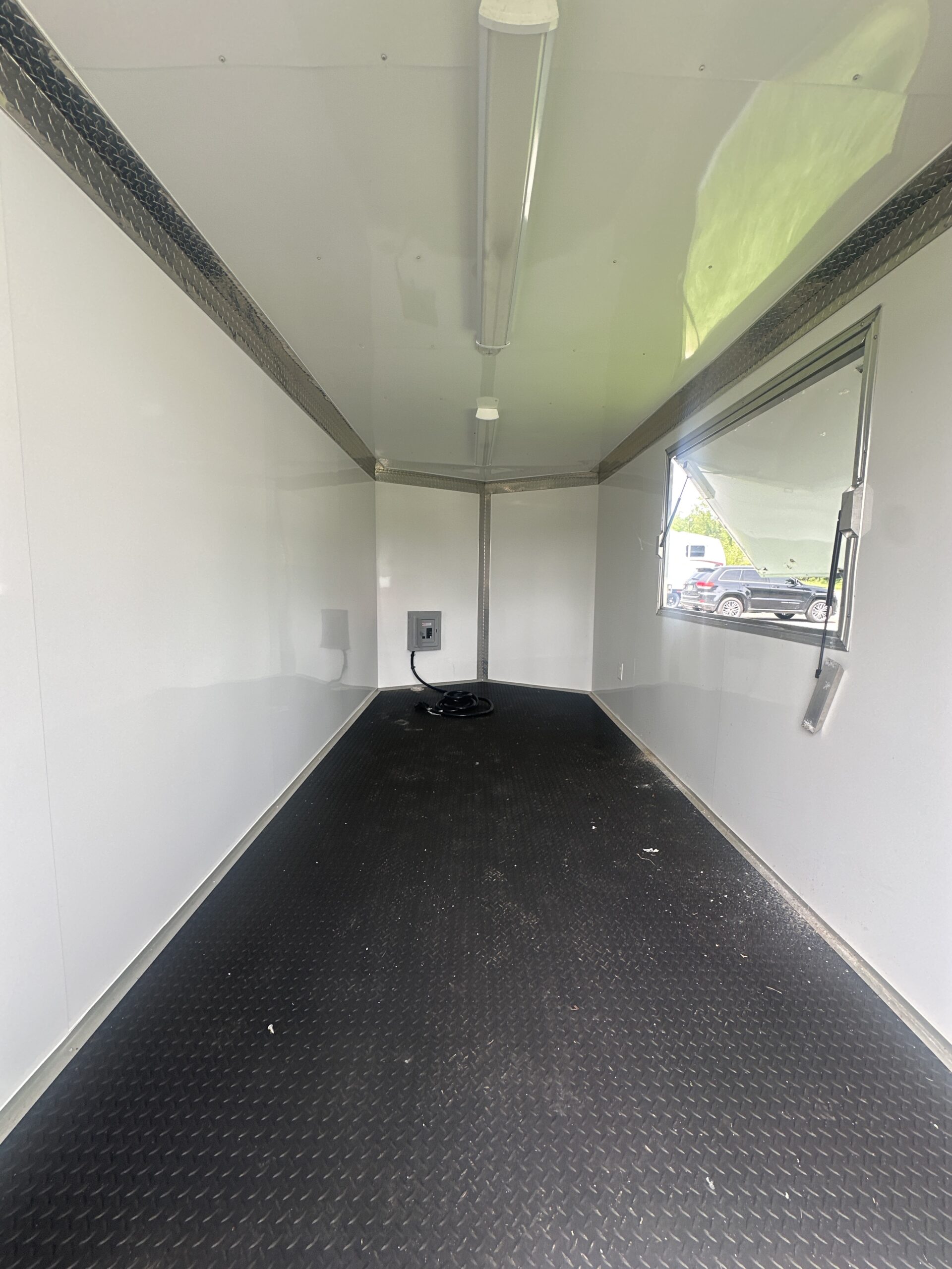 7X16 WHITE Enclosed Cargo - Image 2
