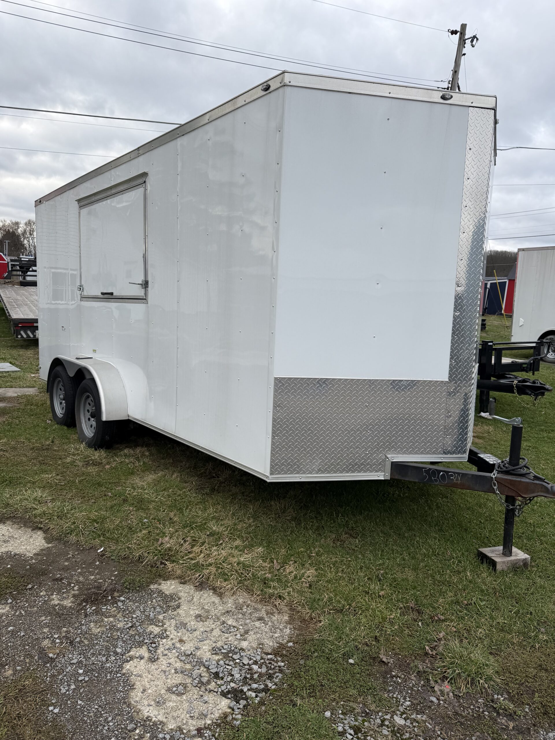 7X16 WHITE Enclosed Cargo