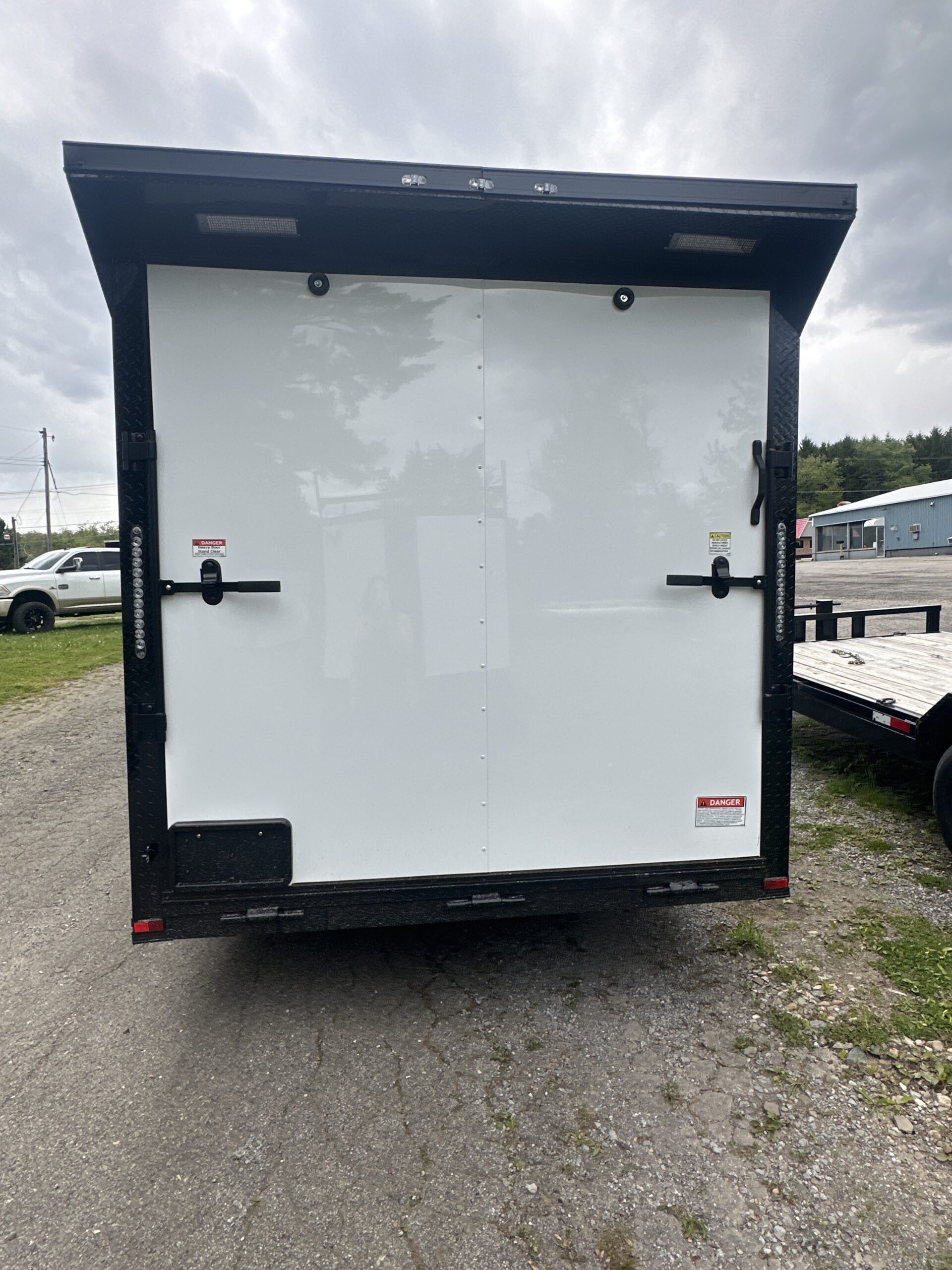 2026 QUALITY CARGO Enclosed Cargo - Photo 8