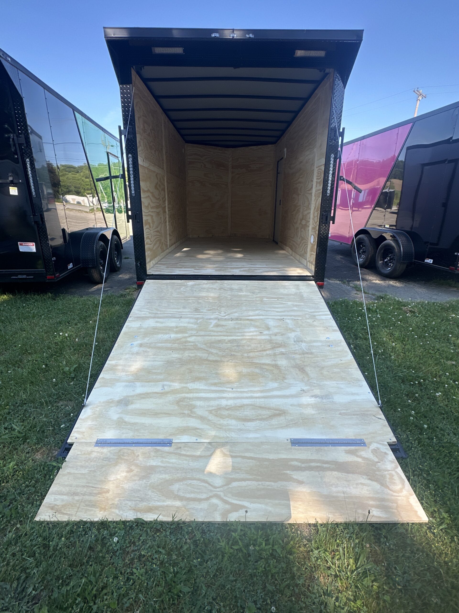 2026 QUALITY CARGO Enclosed Cargo (074605) - Image 5